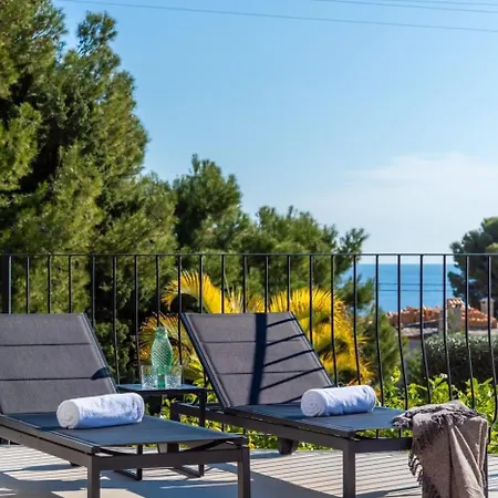 Villa Huswell - Relax In Luxury At Stunning Seaside